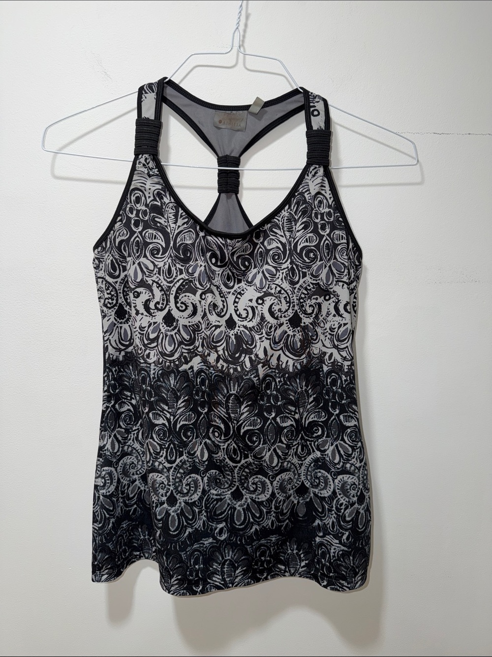 Vintage ATHLETA Women’s Sleeveless Backless Activewear Paisley Tank Top Sz Small